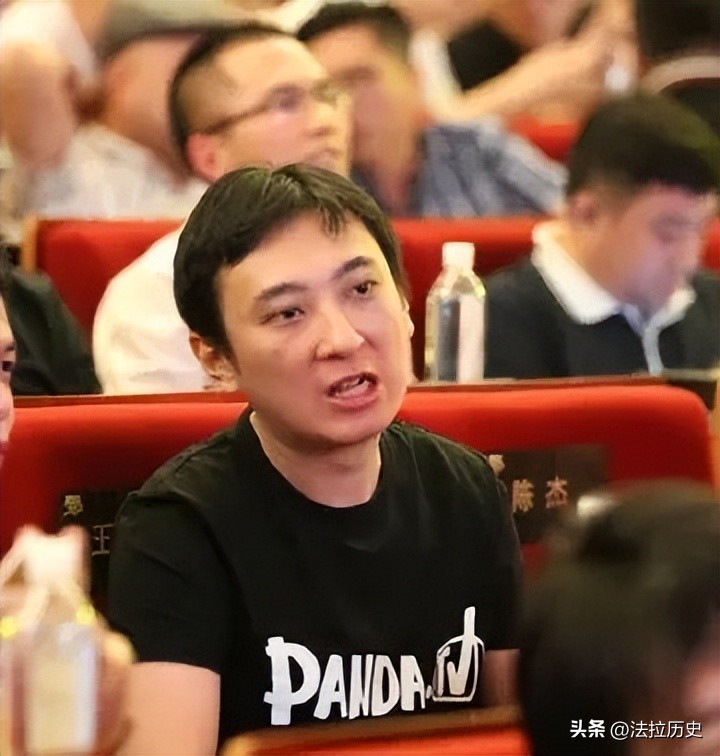 万达成恒大2.0？揭王健林隐藏*局骗**，独子王思聪因此走“不归路”