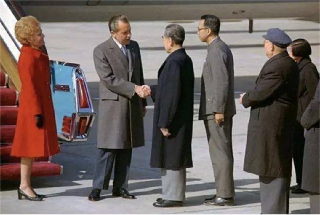 现在有多少人在关注丫丫,持续关注丫丫