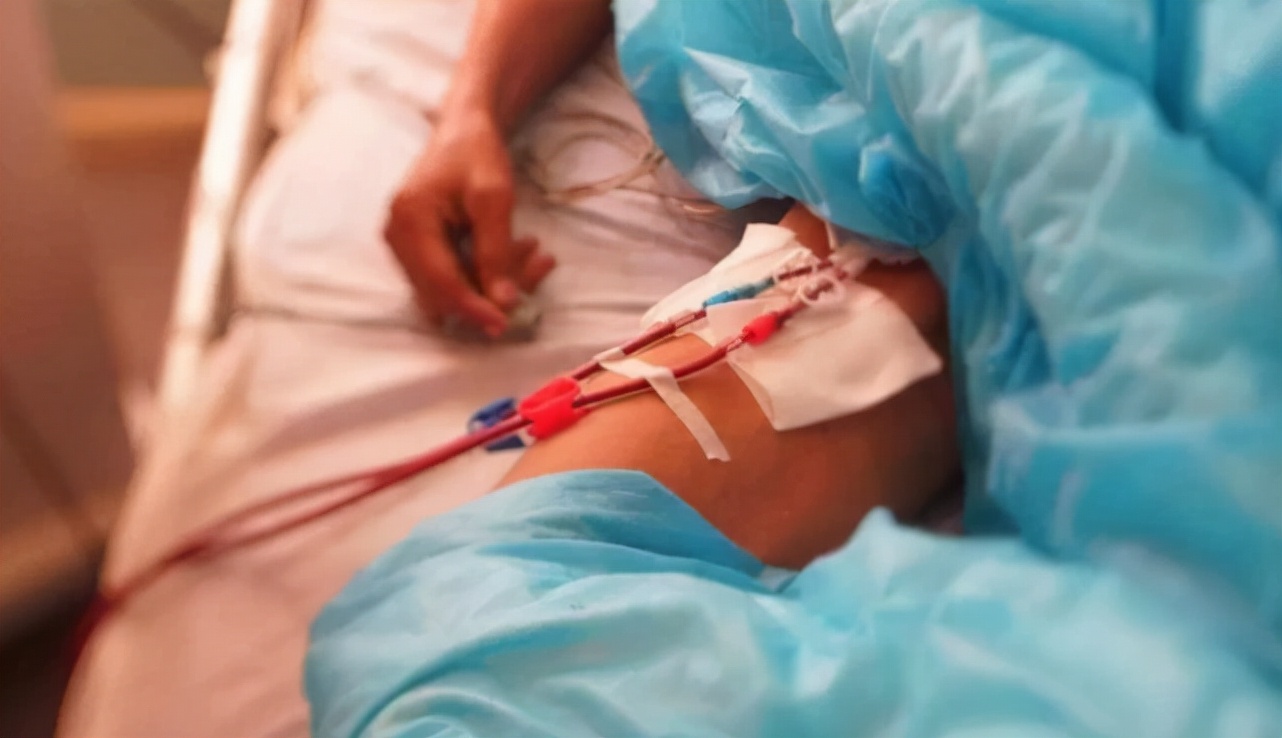 2016年，农妇怀疑前夫出轨，将其*裤内**浸泡百草枯，致前夫病重身亡