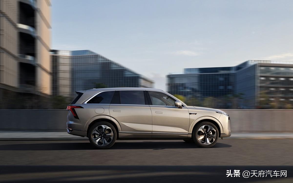 23款魏牌蓝山最新落地价格,魏牌蓝山深度测评2023款落地价