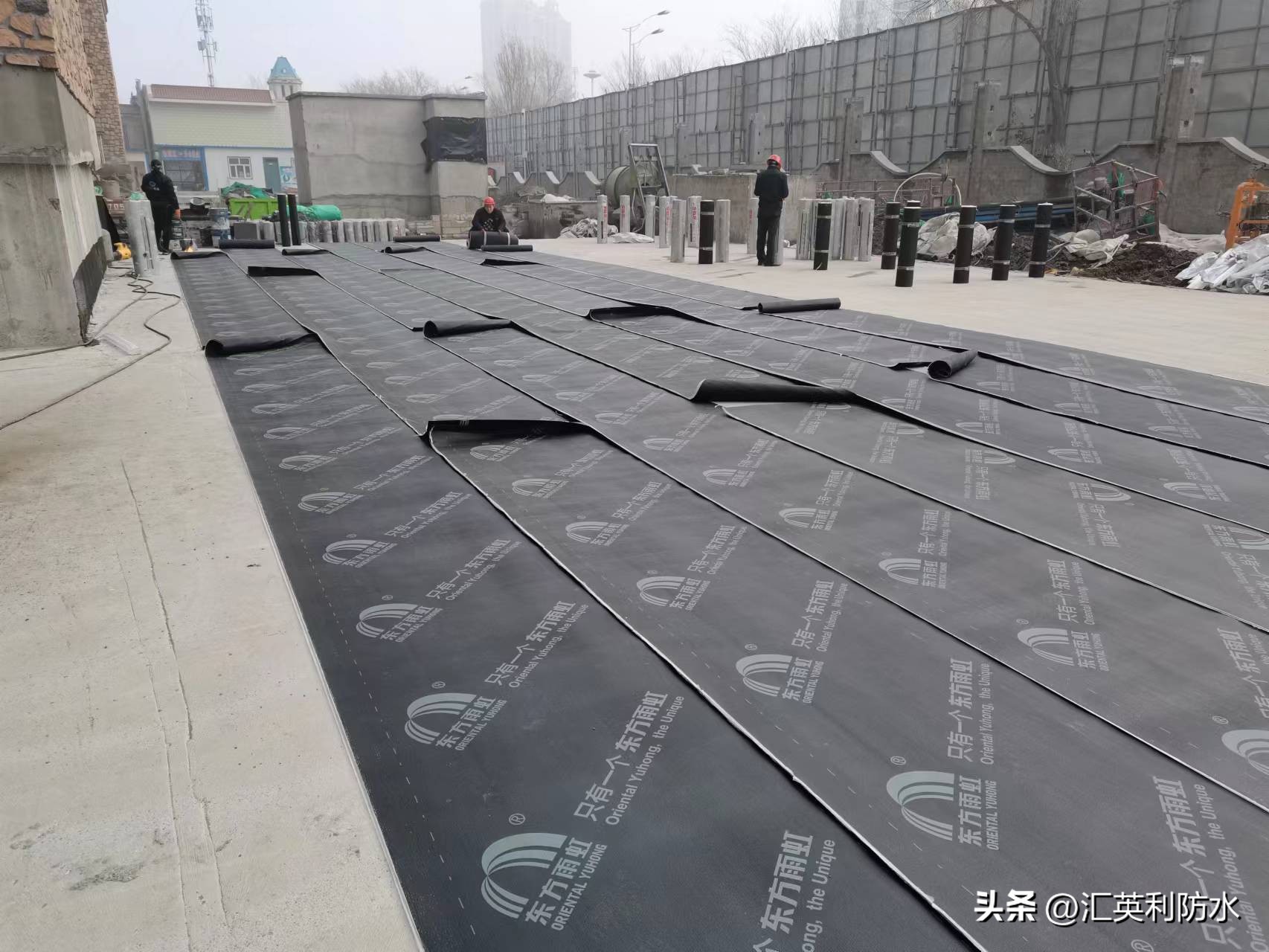 防水卷材铺设用什么材料,建筑工程上常用的防水材料有哪些