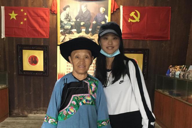 一路苗歌高唱,一身红色余晖——“我”与十八洞