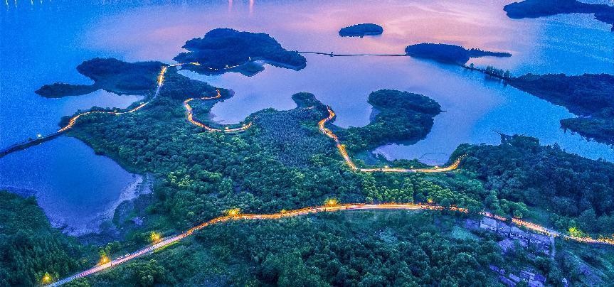 我和我的家乡一池山水千载诗城,一池山水一片净土