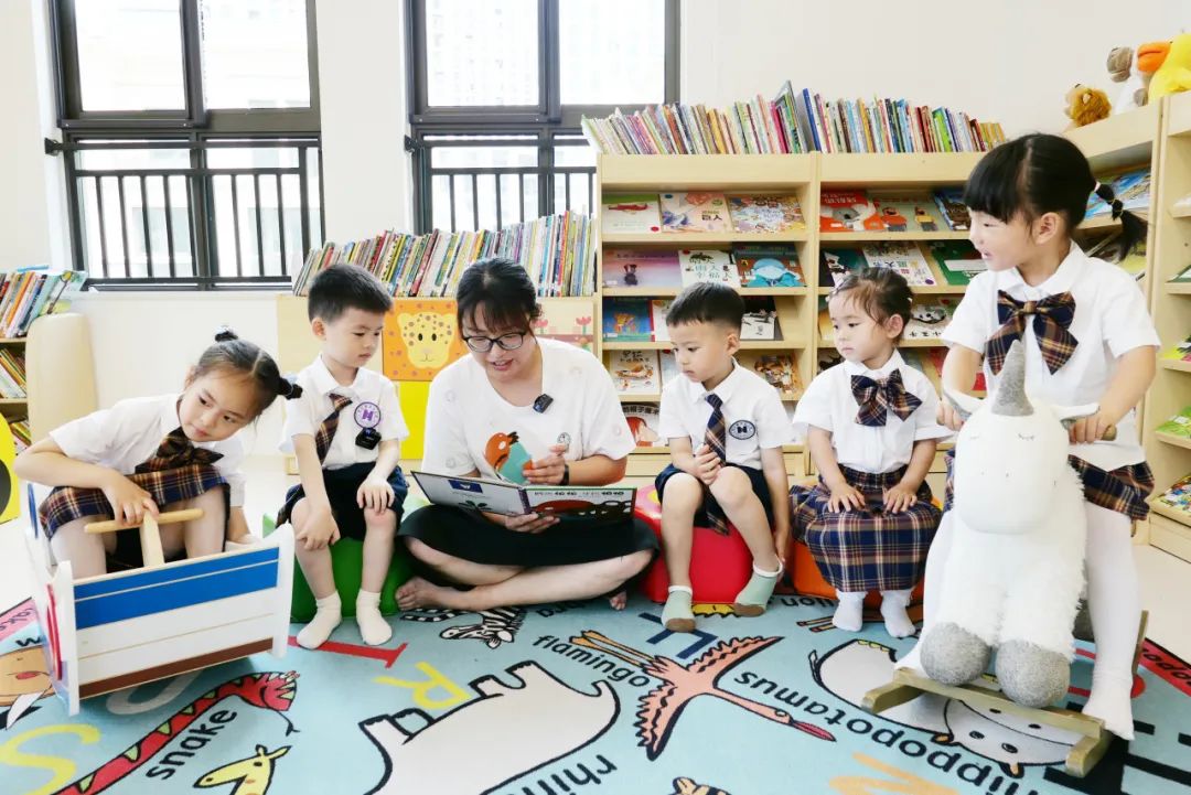 书香满园浸润童心阅读,制作春暖花开书香满园幼儿园绘本