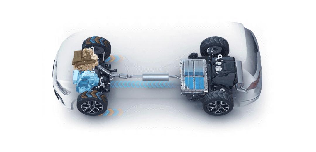 奔驰c级宝马3系奥迪a4l驾驶感受,18款奥迪a4l45quattro发动机