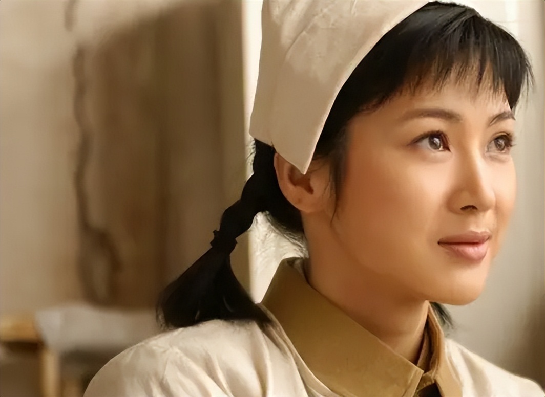 盘点8位演军人不招吐槽的女星,盘点那些演了军人的油腻明星