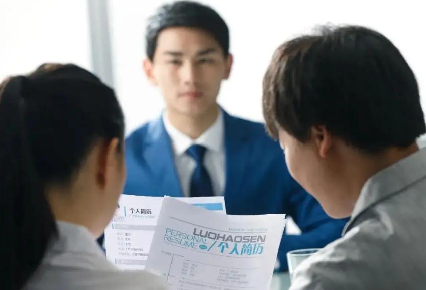 北京语言大学和大外哪个好,全国语言类大学最新排名