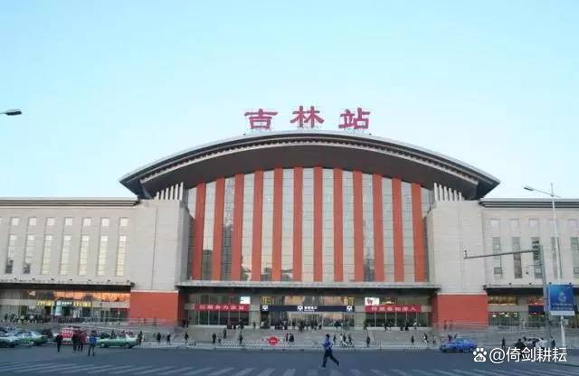 东北人口外流主要去了哪4座城市,中国东北城市人口净流入排名表