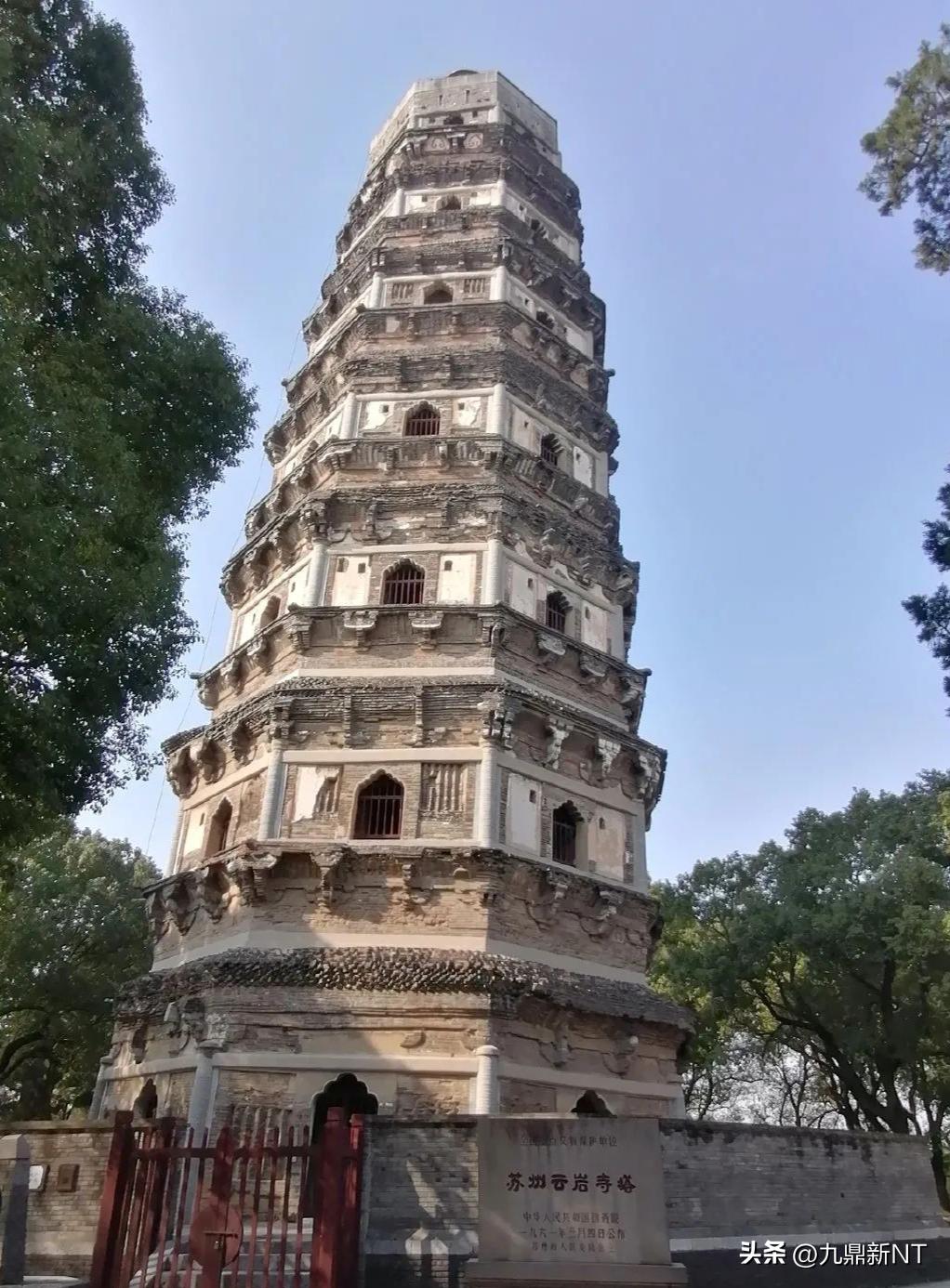 中国的佛塔一般是多少层,中国的佛塔均为高僧的骨塔吗