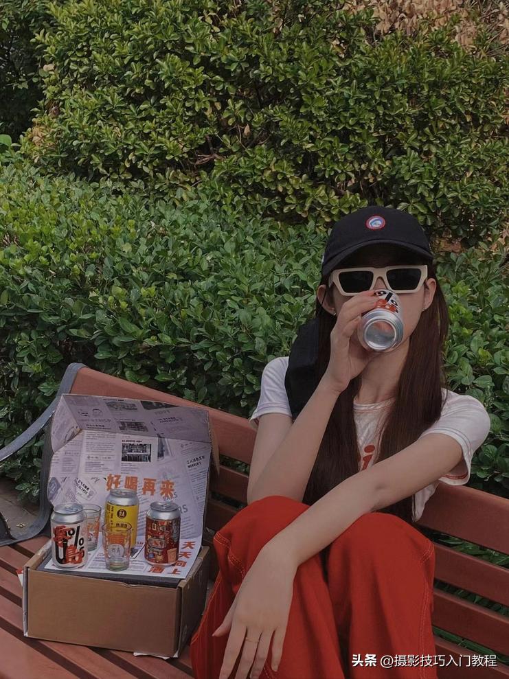 树林里怎么拍照好看有活力,公园长椅拍照姿势单人拍