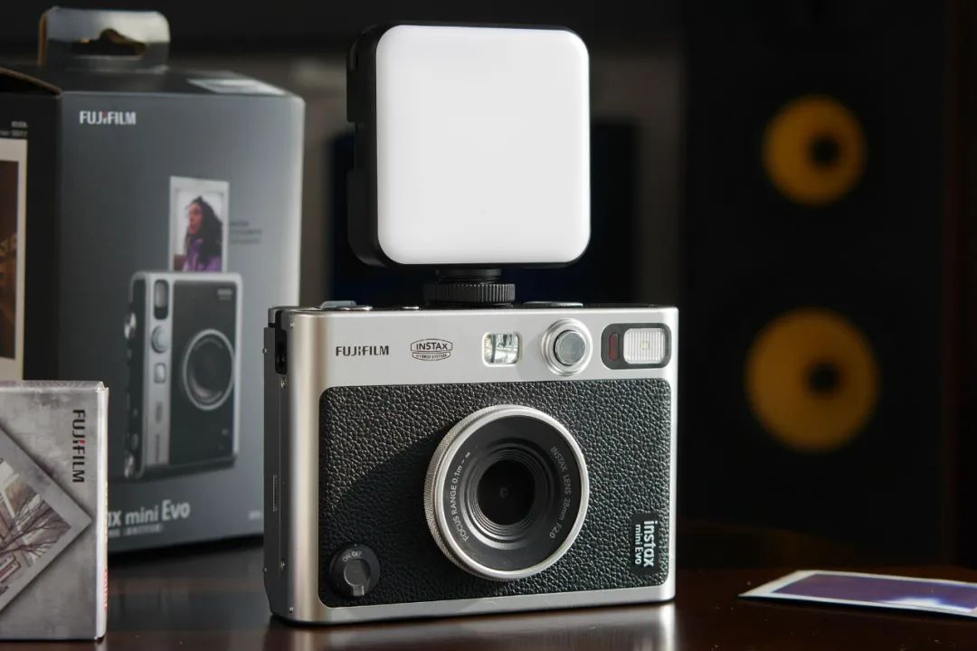 富士instaxminievo,富士instaxminievo怎么拍照