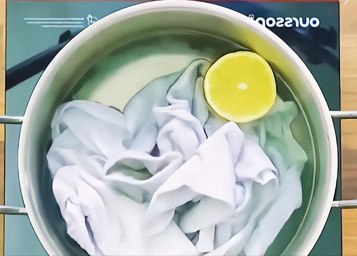 风油精真的能擦掉皮具上的胶印吗,风油精真的可以去除皮包上的污渍