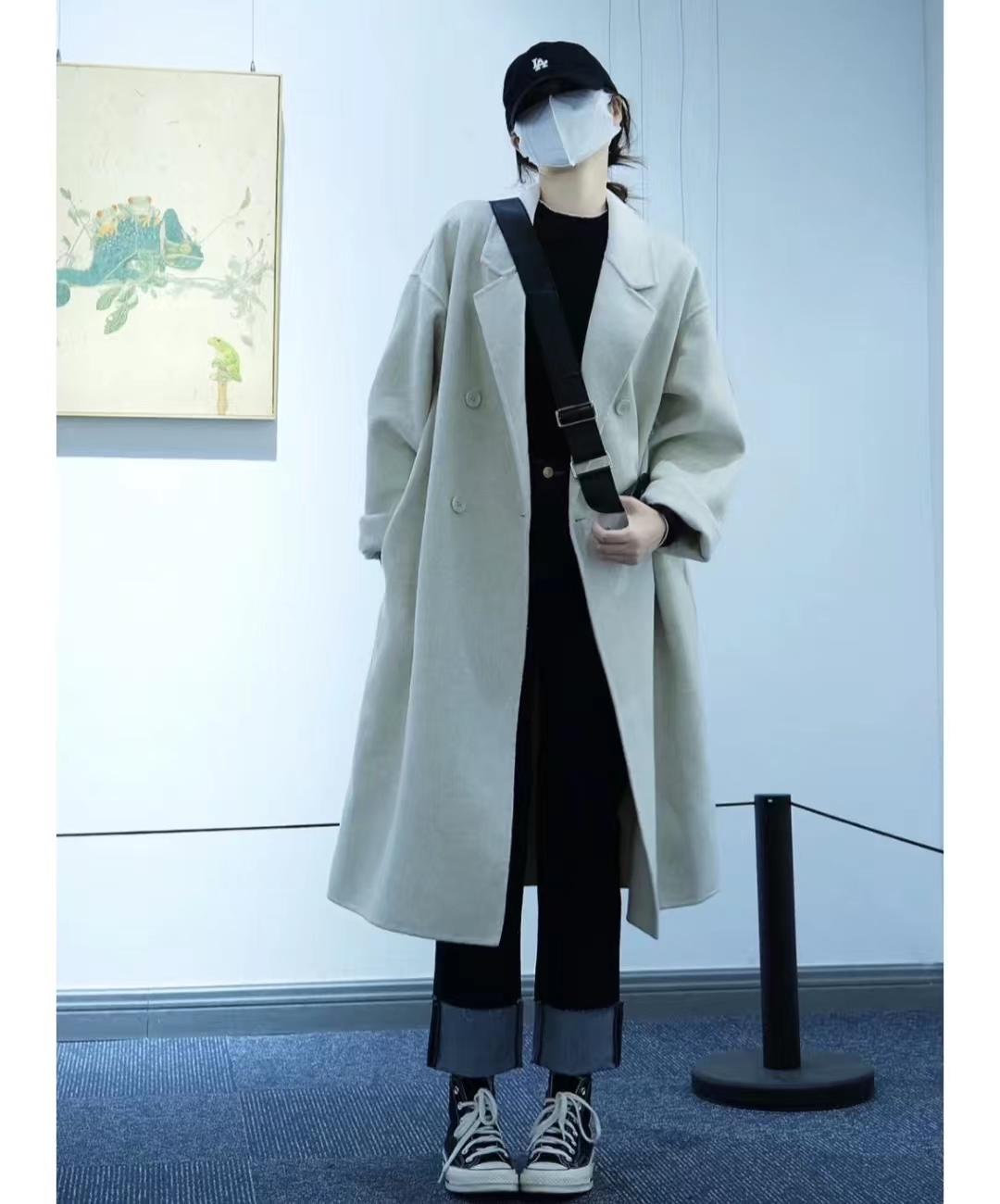 燕麦色大衣内搭什么颜色毛衣,燕麦色大衣高级穿搭图片