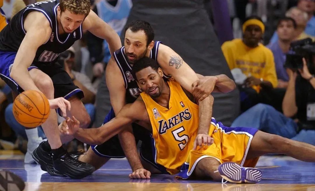 我喜欢一支烂队，并不代表我就是个烂人