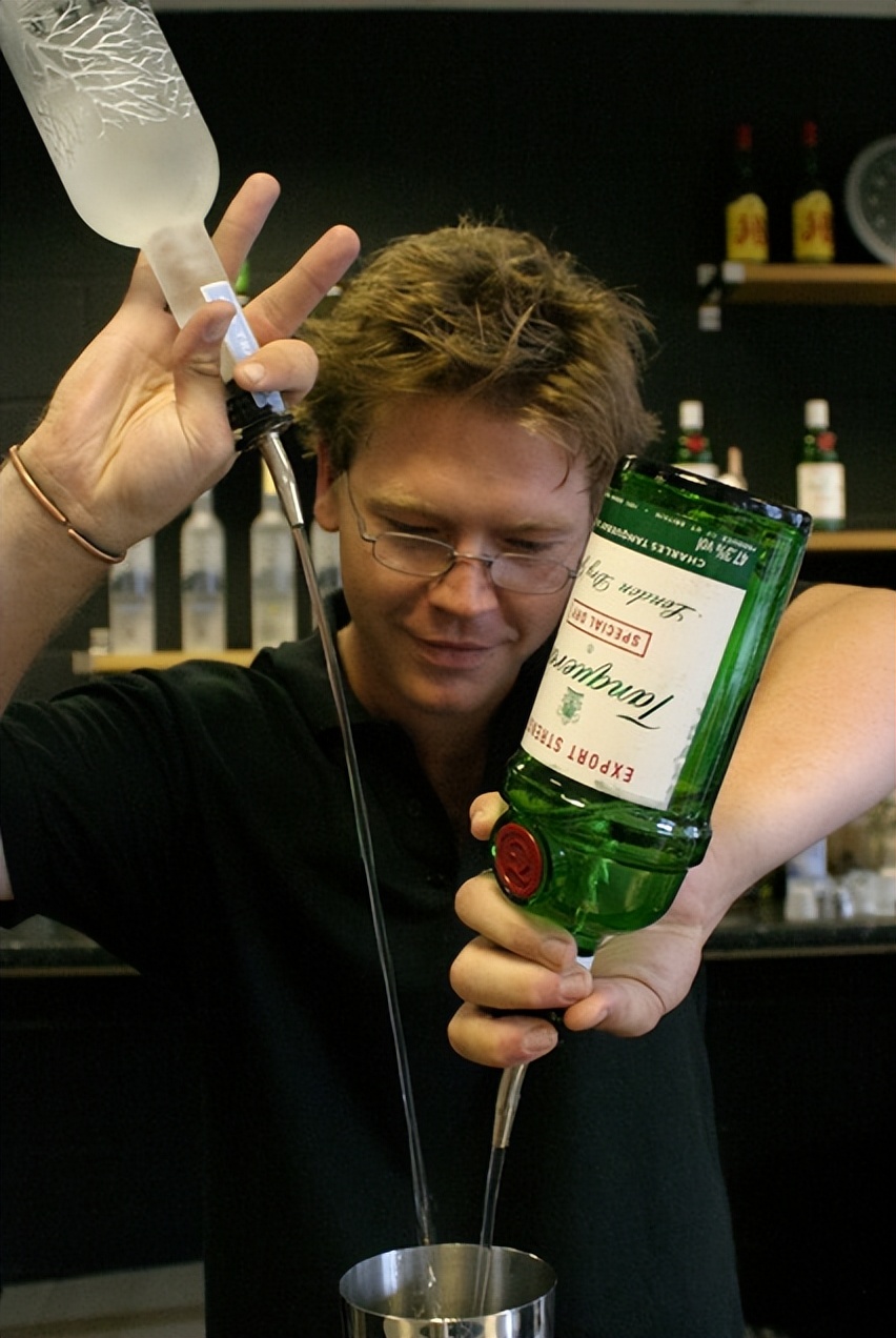 足球巴西特色动作有哪些,世界杯足球知识科普