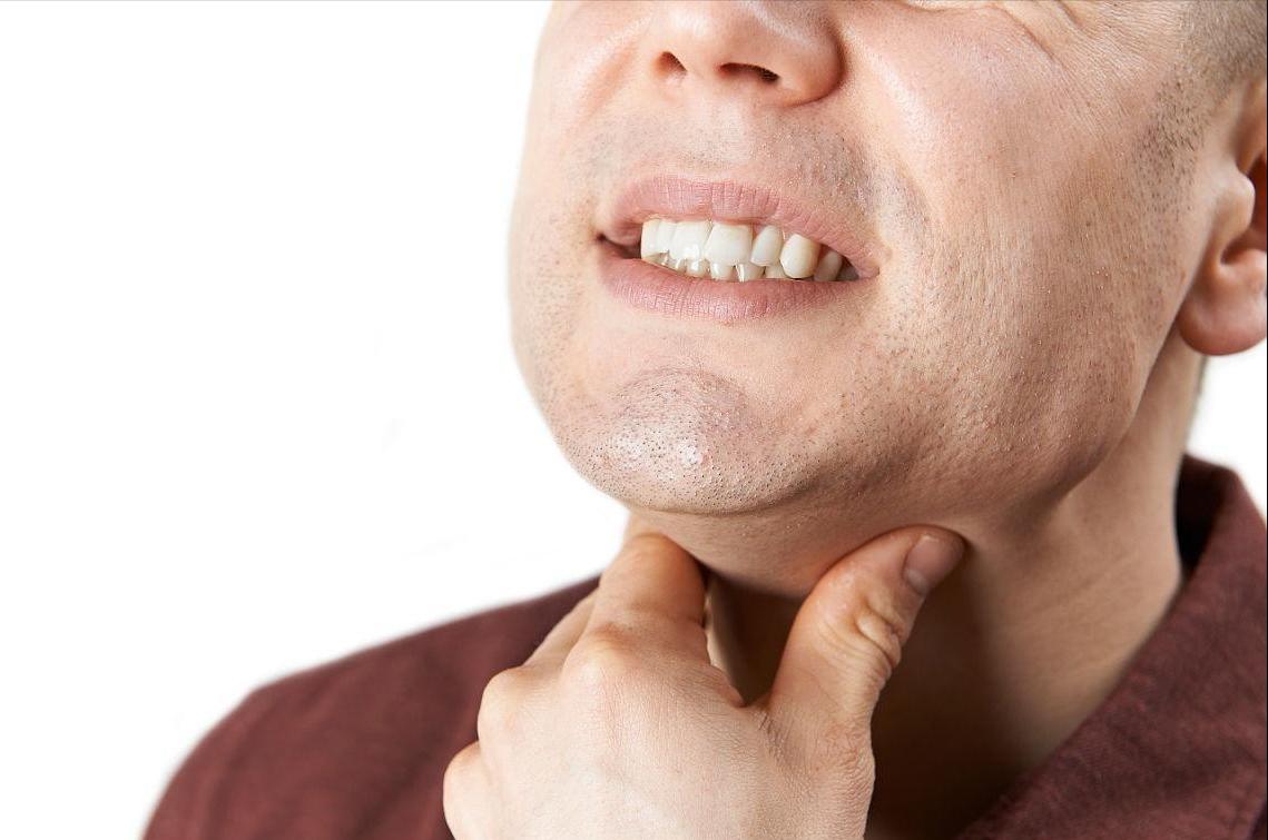 喉咙老是有痰咳不干净是什么原因,喉咙有痰老是咳不干净怎么办