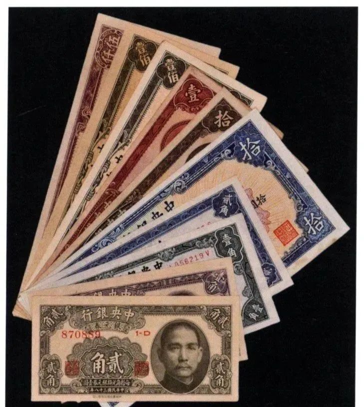 金圆券改革，蒋介石或是最大赢家？