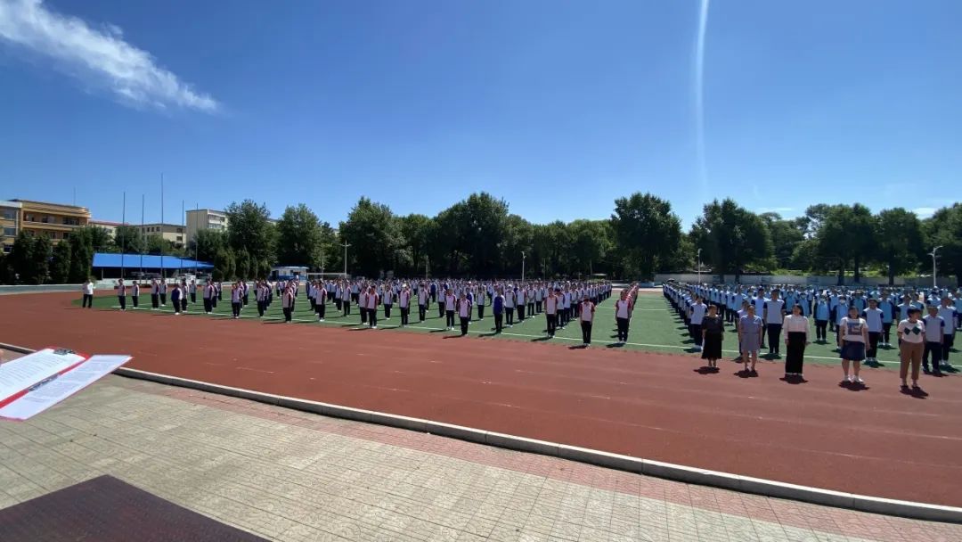 创新点缀人生科技融入梦想,用创新点缀人生用科技成就理想