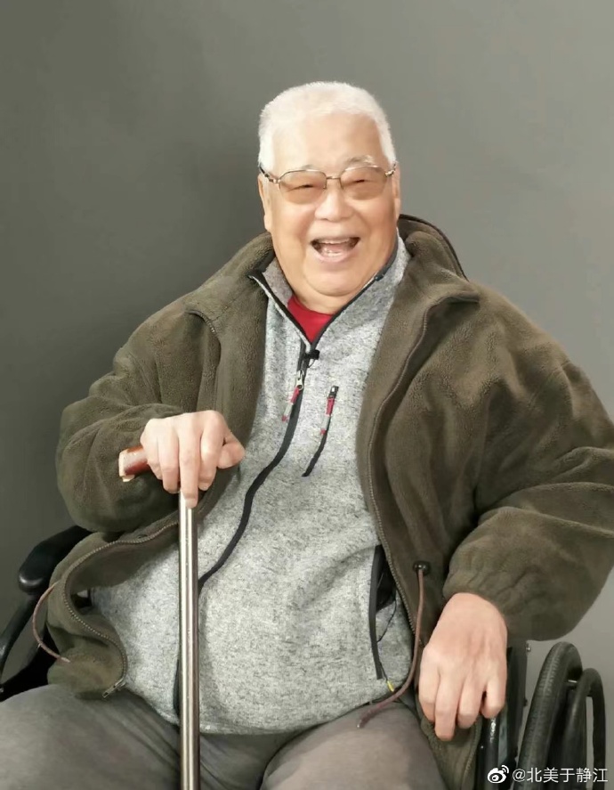 于洋全家福老照片,于洋个人资料年龄女