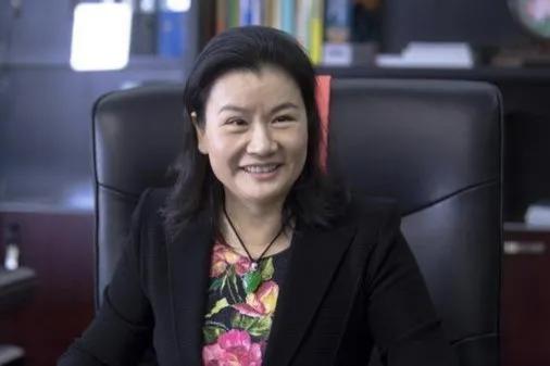 中国十大富婆最年轻的是谁,中国十大富婆榜排名