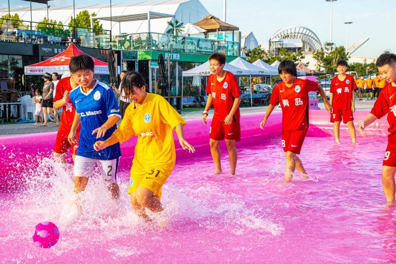 水上足球赛精彩纷呈,竞放势能水上足球