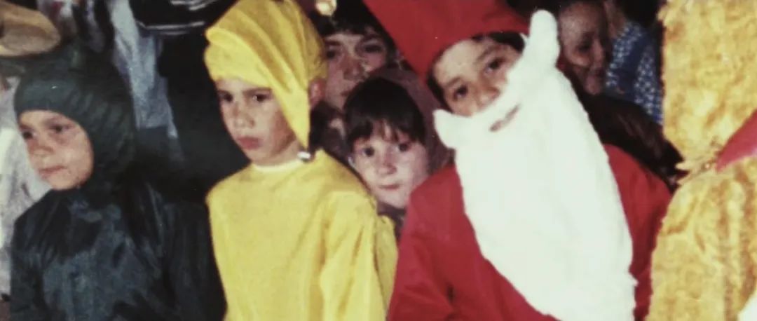 梅西和15岁的少年,梅西9岁喜欢的女孩