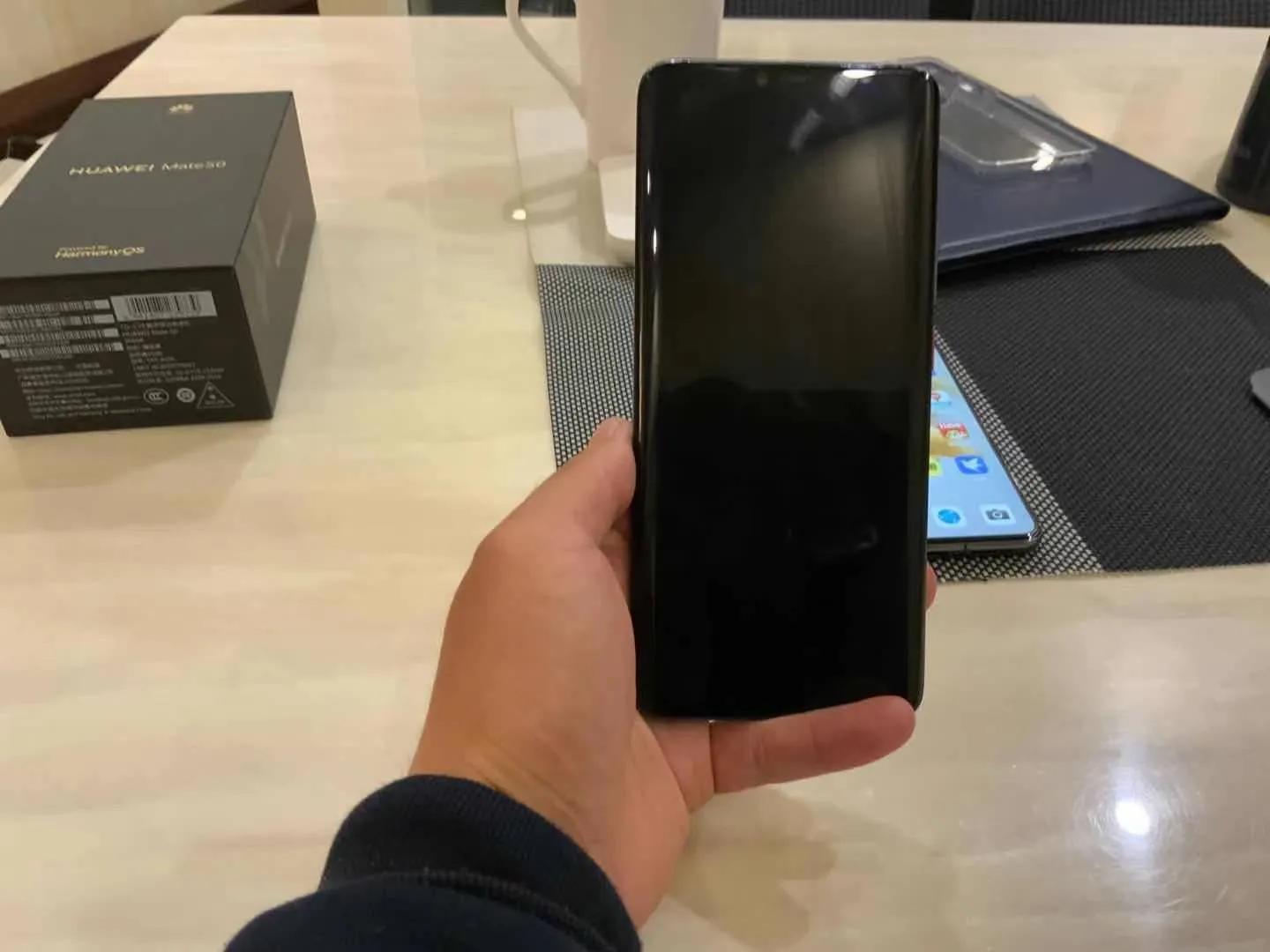 华为mate50到手试用,华为mate50试用感受最新