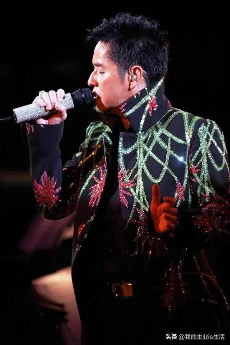 区区700万人口的香港,为什么能同一场地连唱27场,还有人看?