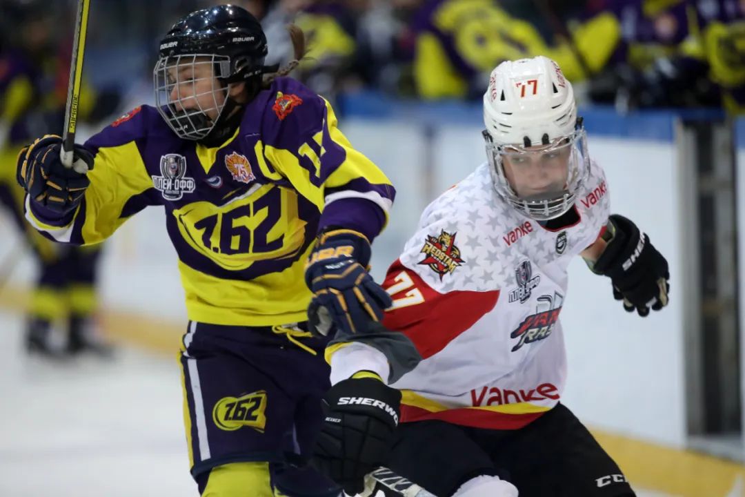 WHL|深圳万科阳光客场7比0胜7.62，14名球员出场9人得分