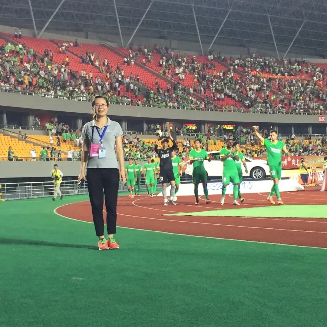 星光不负追梦人下一句,星光不负追梦人全文