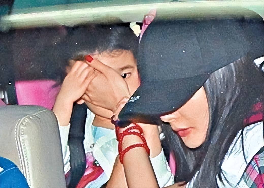 最惨前夫刘恺威：夜光剧本声名尽毁，蹭前妻热度重回内娱无人识