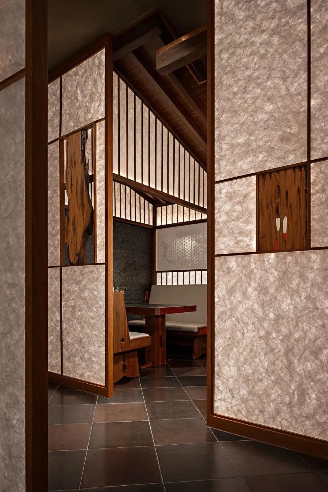 高级感餐饮空间设计,苏式餐饮空间设计