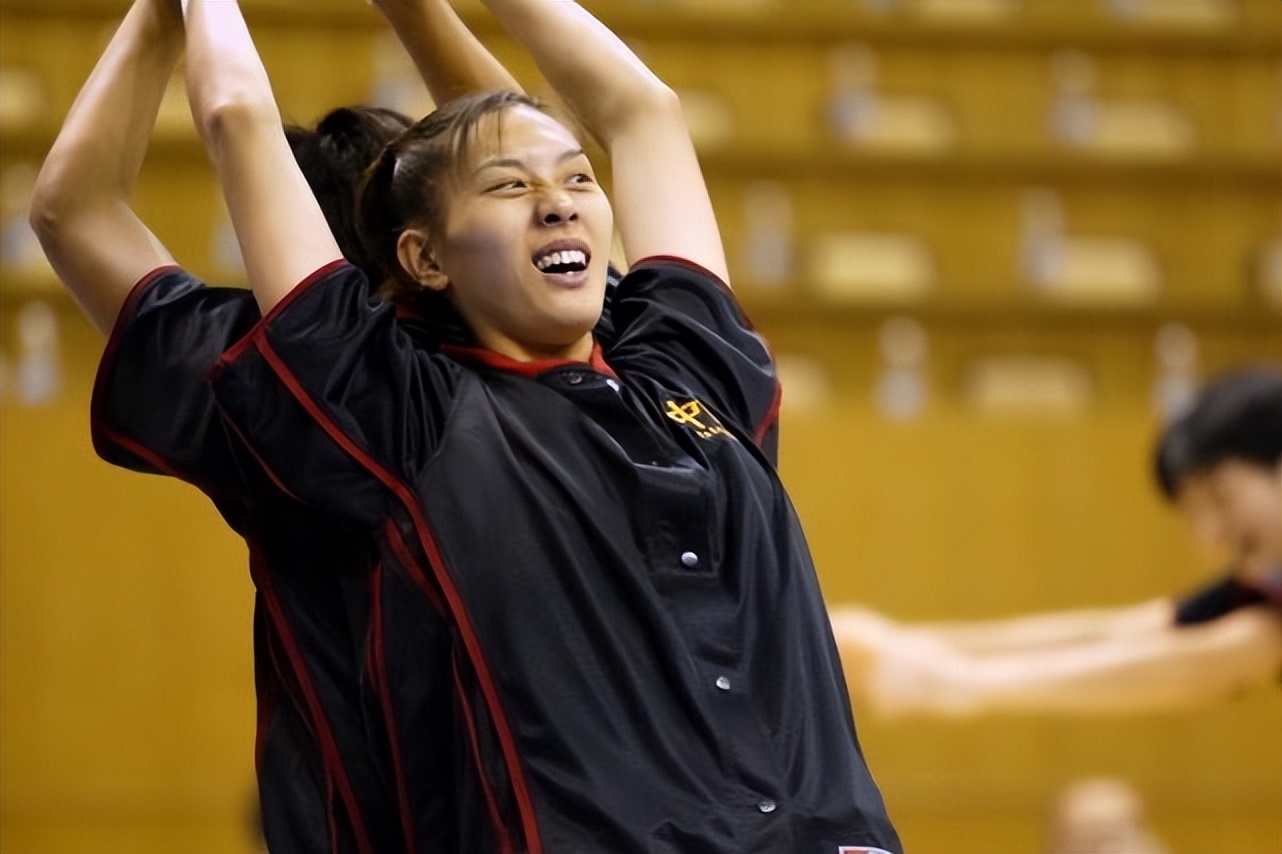 陈鹭芸结肠癌几期,中国男女篮自发为陈鹭芸募捐