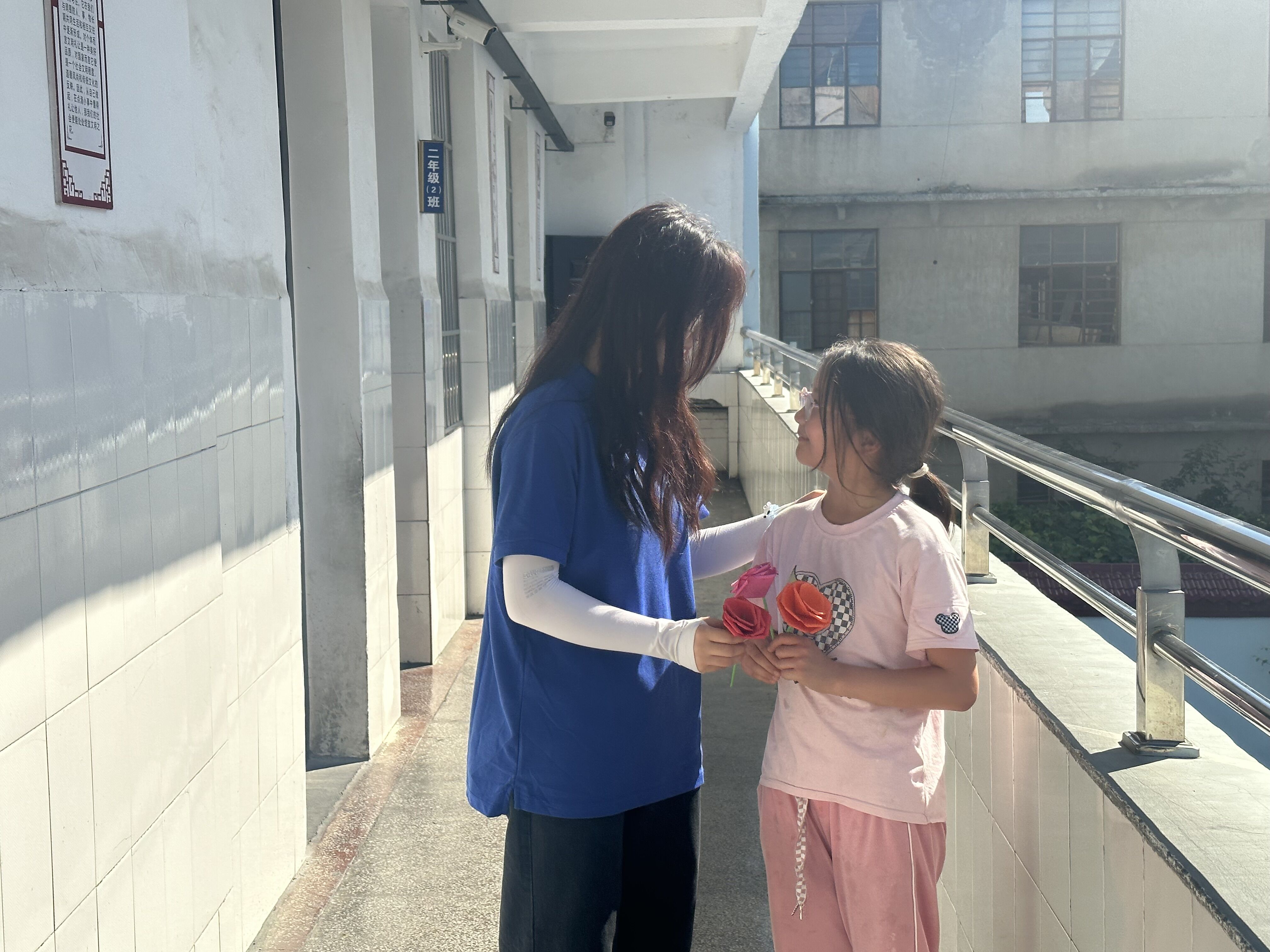 湖北学子三下乡支教总结,湖北学子三下乡爱心支教传递希望