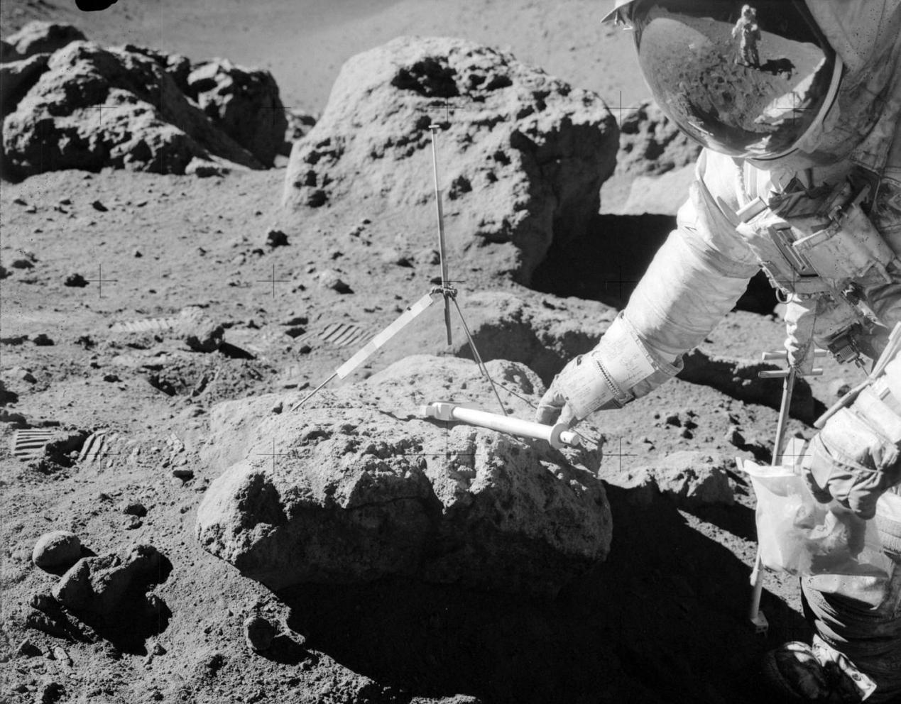 登月第一人爆料月球秘密,美国有证据证明他们登上月球吗