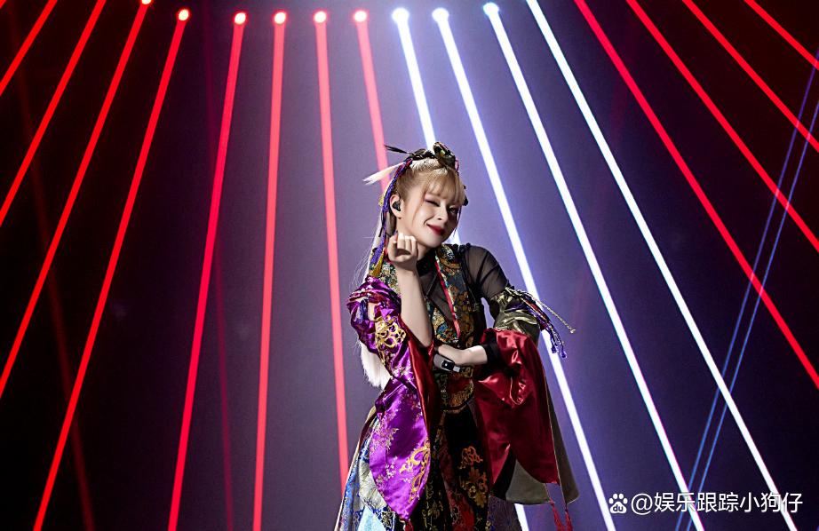 浪姐4：《极乐净土》原唱一开嗓惊艳到我，肖战粉丝表现让人失望