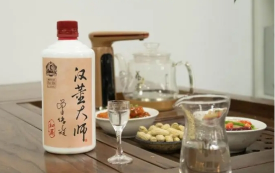 李渡酒与茅台酒的关系,光瓶茅台李渡