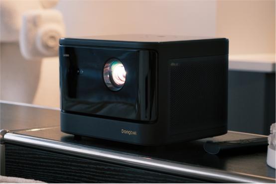 小米激光投影对比爱普生激光,米家激光投影仪对比爱普生