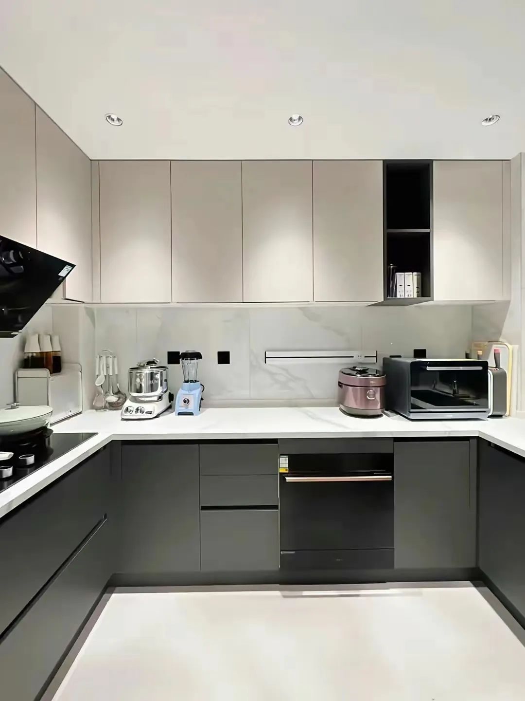 全屋定制配色搭配技巧讲解,全屋定制颜色搭配高级感不过时