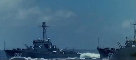 1997年香港回归前夕，英国34艘军舰侵犯南海，这是为何？