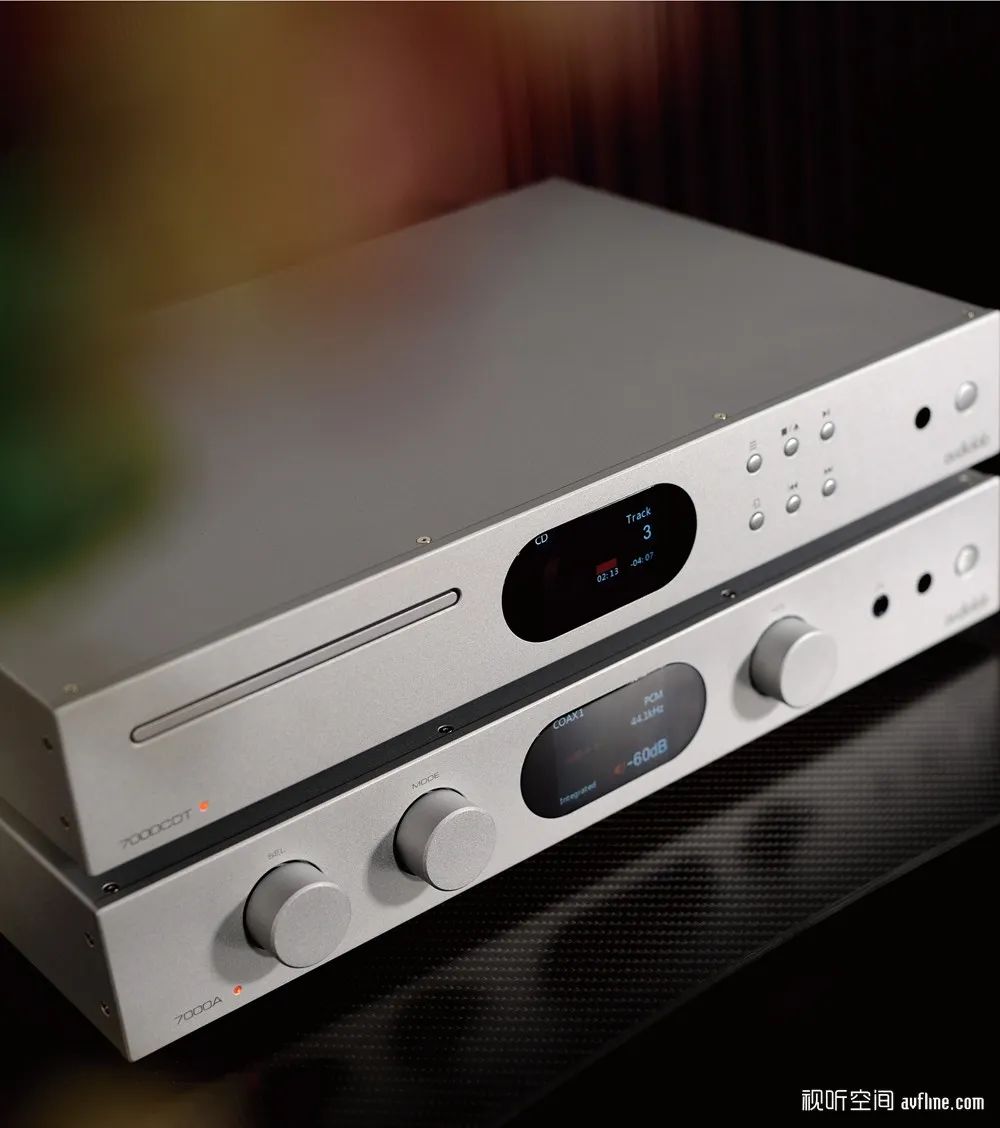 功能全面体验出色：Audiolab7000CDTCD转盘+7000A放大器