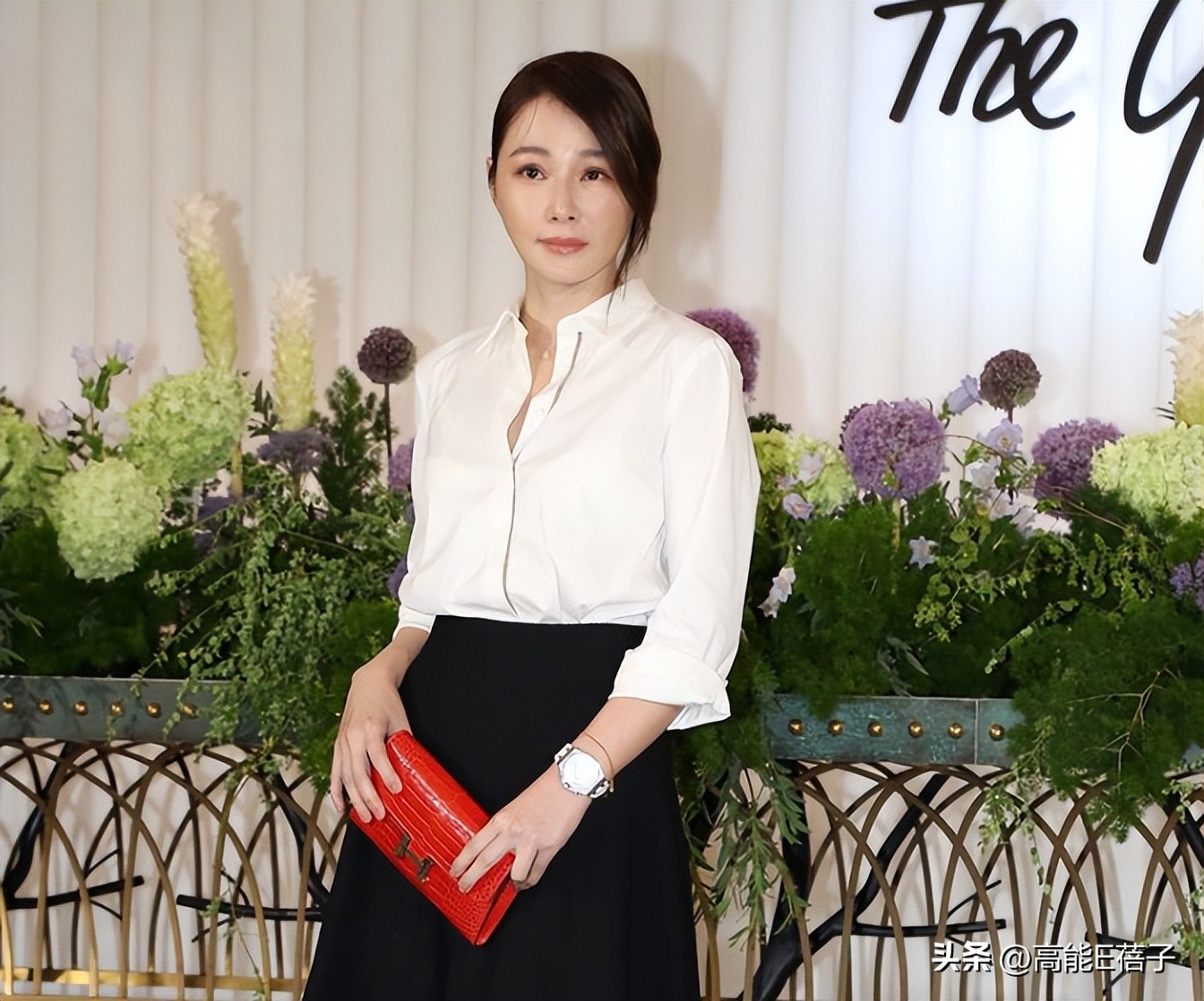 台湾艺人整形记：削骨换脸小场面，嫁给医师保修终身