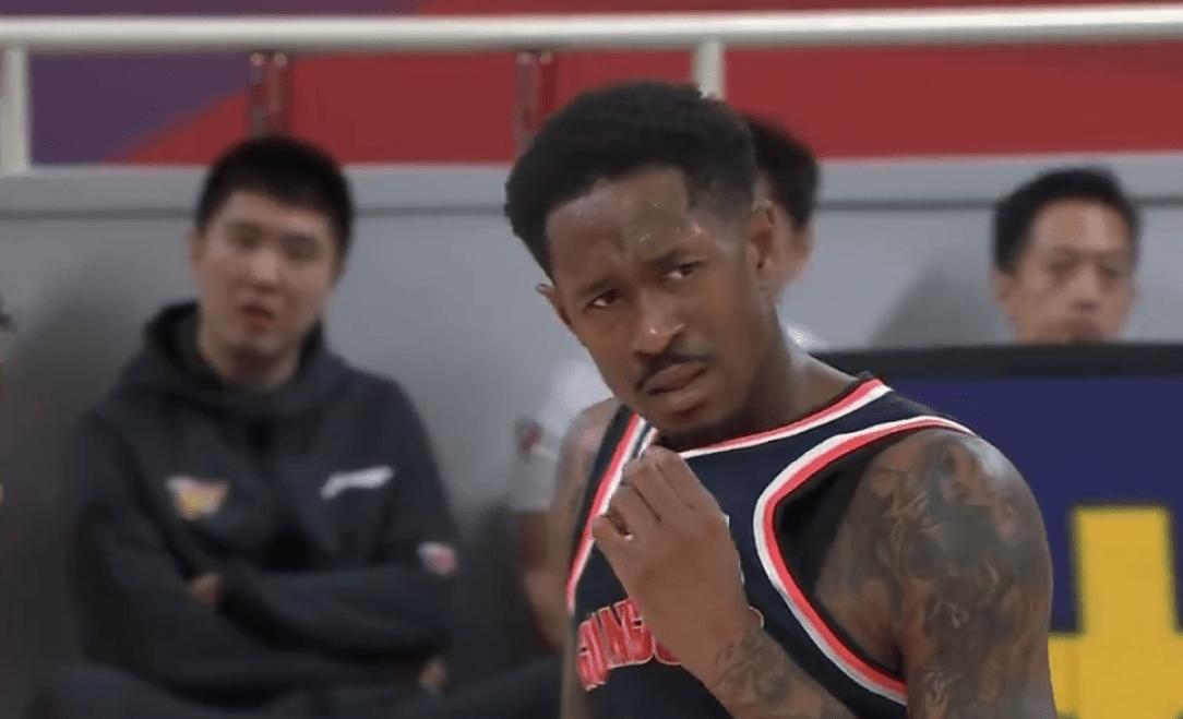 徐杰救球盖帽杜锋反应,马尚徐杰杜润旺