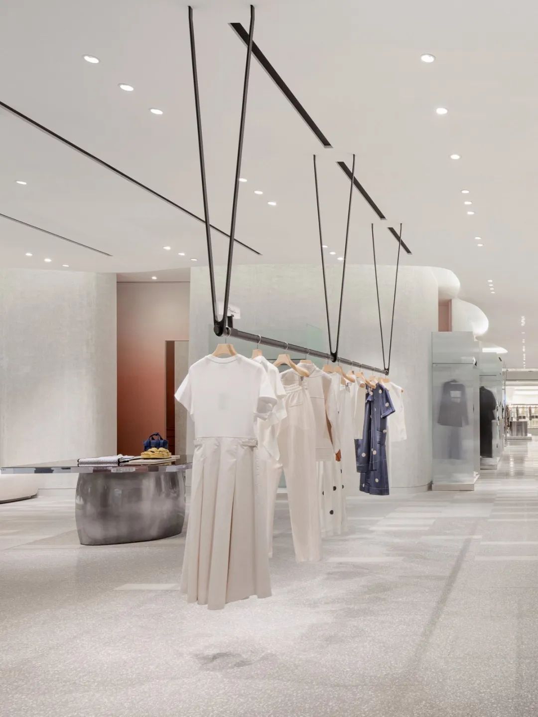 曾师出YABU，多伦多Burdifilek Studio独特设计理念！