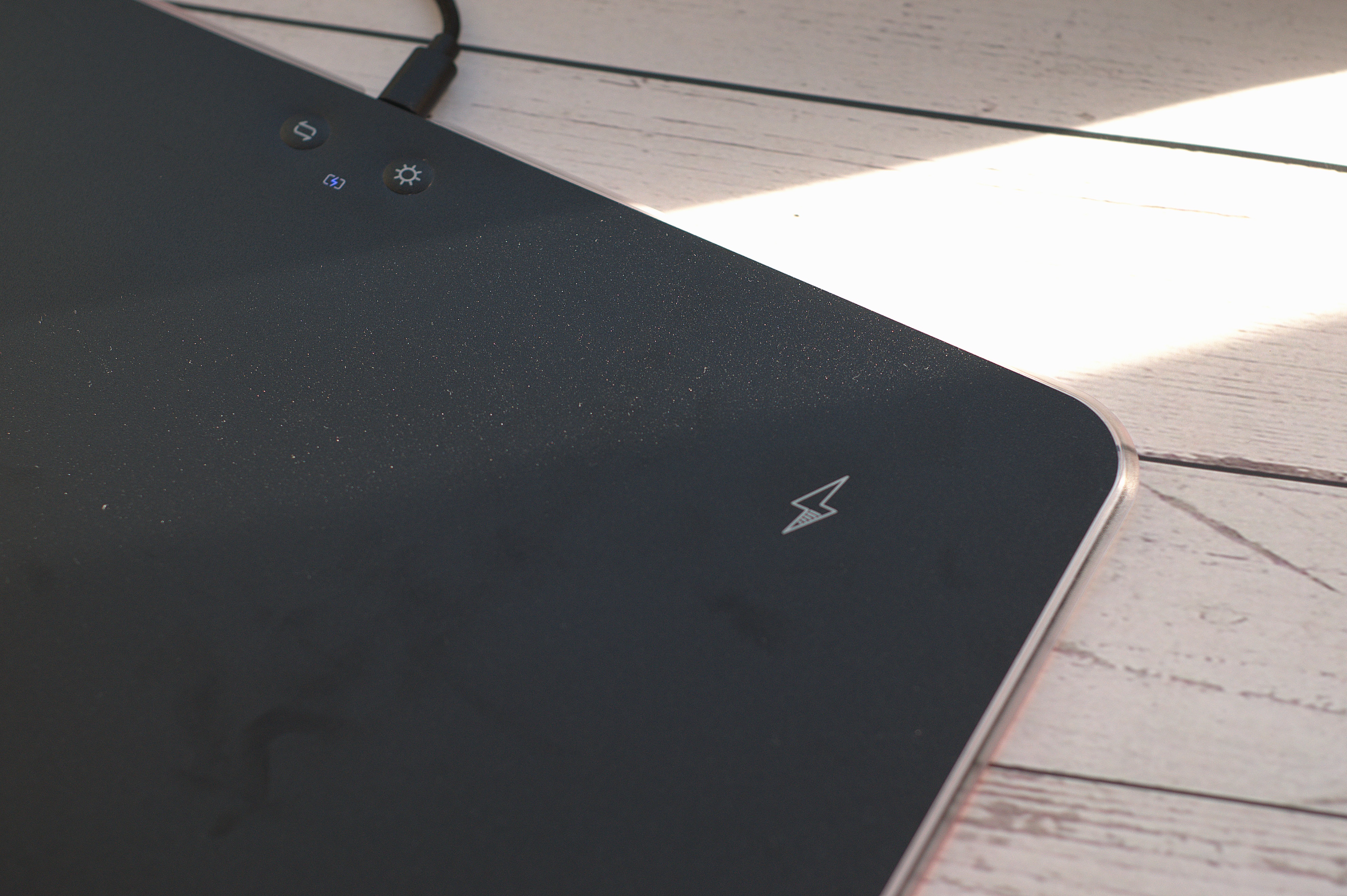 雷柏vt9pro使用体验,雷柏vt9要买无线充电版本吗