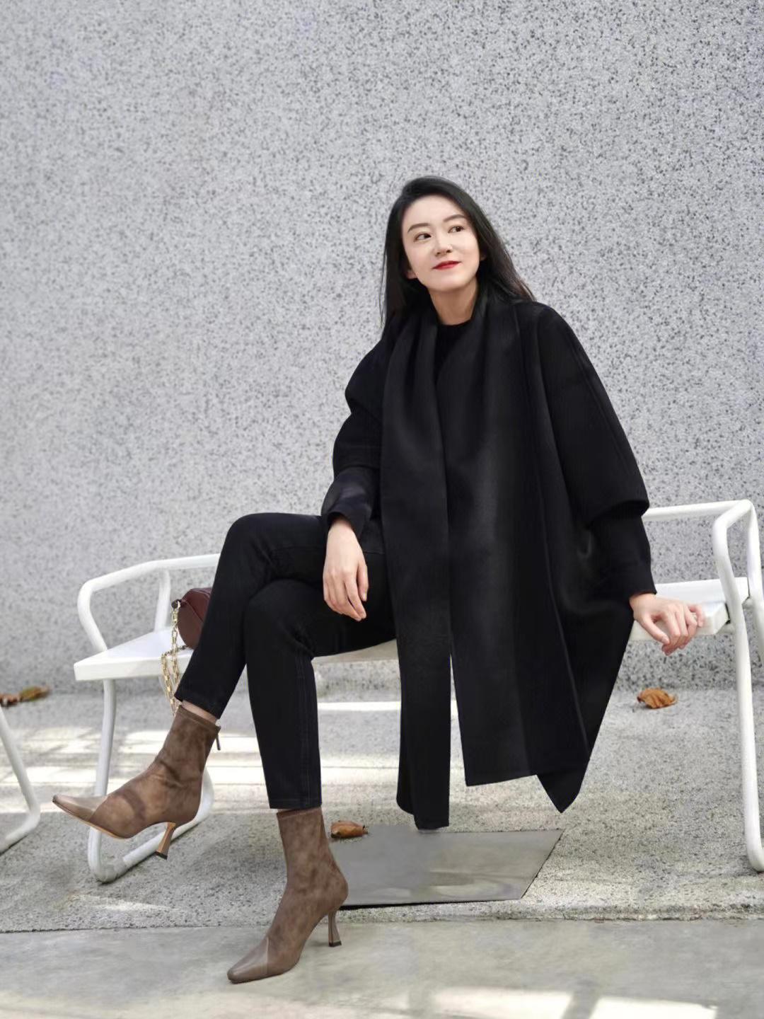 极简风穿搭黑皮,极简风穿搭日常超爱的黑白配