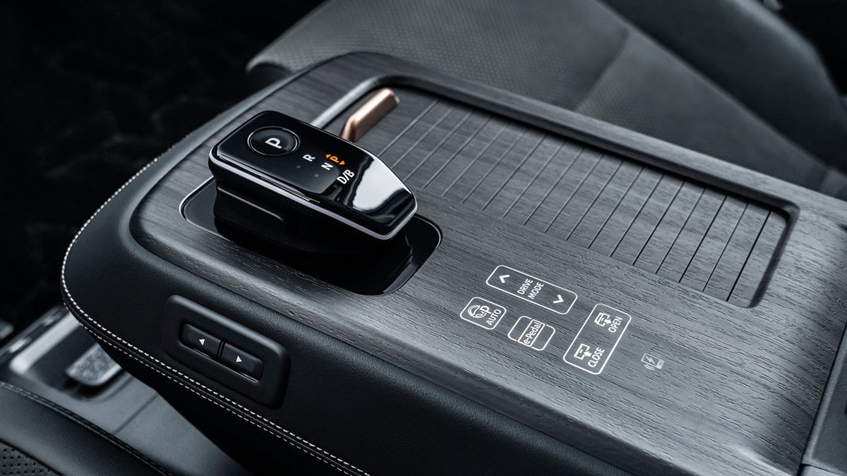 日产ariya艾睿雅正式上市,东风日产纯电suvariya艾睿雅