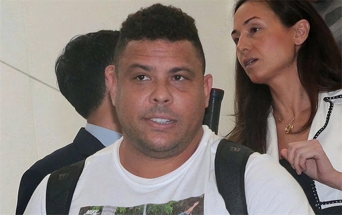 罗纳尔多大罗身家,罗纳尔多2012年在哪个俱乐部