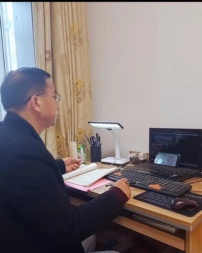 “一网”情深正耕耘爱心架起云课堂