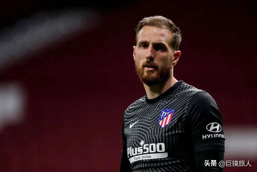 马丁内斯和布冯神奇扑救,布冯vs马丁内斯谁更厉害